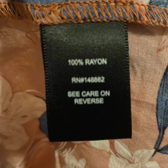 NEW torrid 3X button down floral shirt - Picture 9 of 9